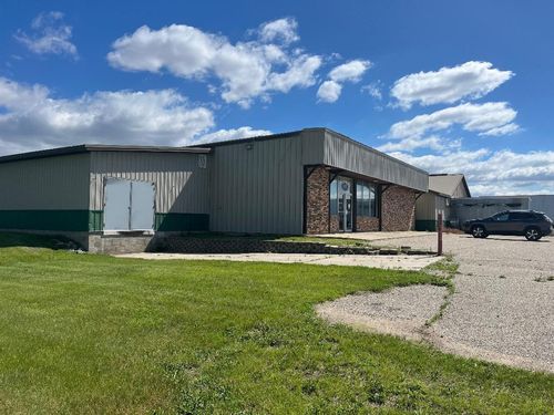 801 Us Highway 212, Hector, MN, 55342 | Card Image