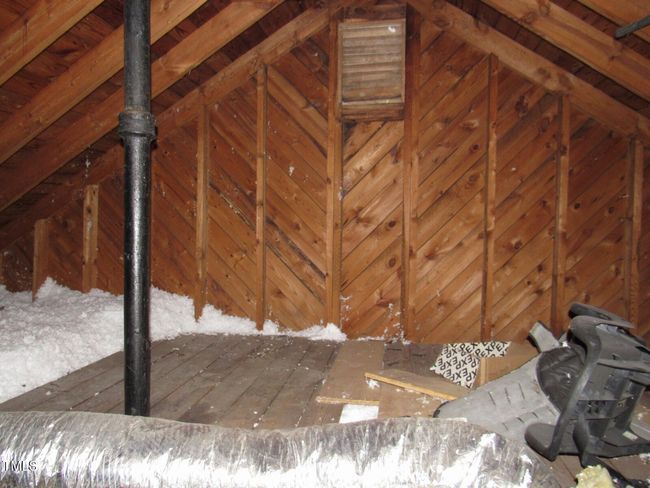 Attic | Image 17
