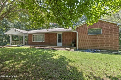 150 Robbins Rd, Harriman, TN, 37748-6912 | Card Image