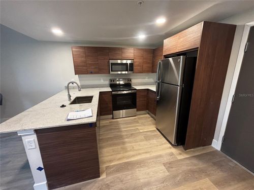 1-205-4424 S Texas Avenue, ORLANDO, FL, 32839 | Card Image