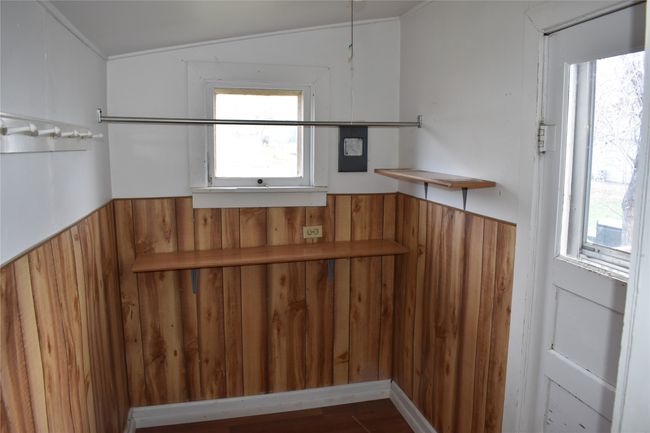 Back entry | Image 12