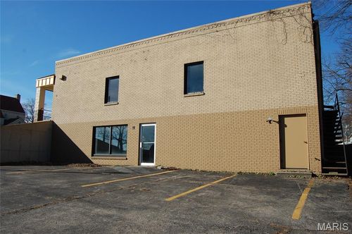 209 N 8th St, Poplar Bluff, MO, 63901-5555 | Card Image