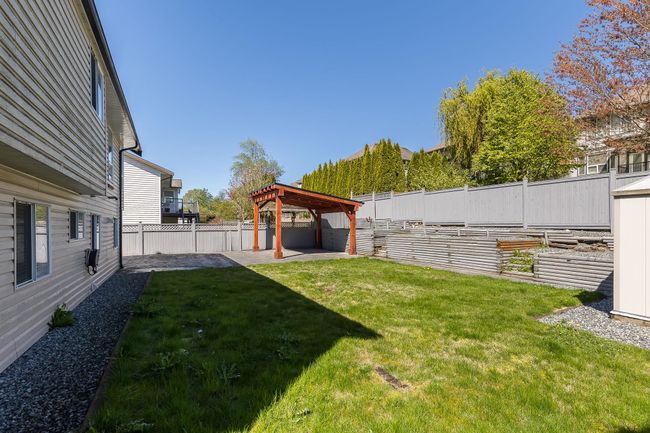 35449 Calgary Avenue, House other with 4 bedrooms, 3 bathrooms and 6 parking in Abbotsford BC | Image 38