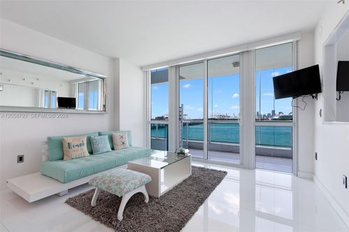 513-540 W Ave 513, Miami Beach, FL, 33139 | Card Image