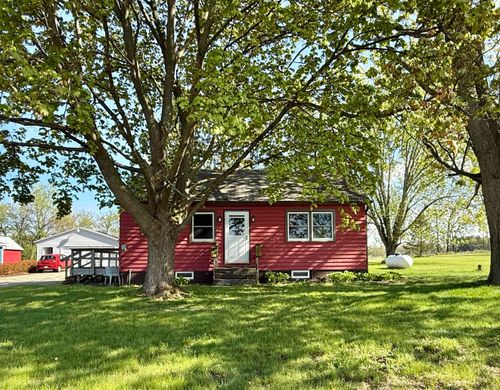 8403 E Highway 67, Clinton, WI, 53525 | Card Image