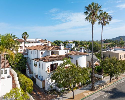 216 E Figueroa St, SANTA BARBARA, CA, 93101-2114 | Card Image