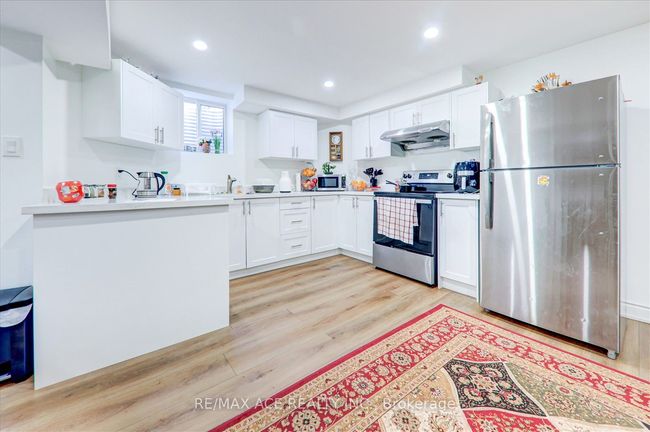 82 Warnford Cir, House other with 7 bedrooms, 5 bathrooms and 4 parking in Ajax ON | Image 44