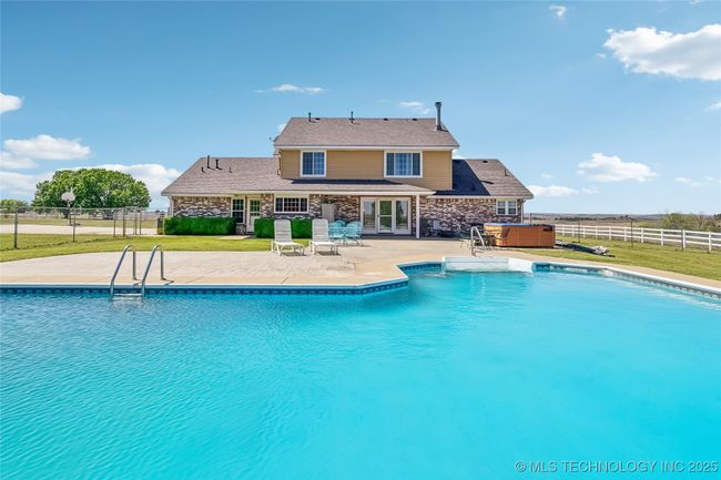 28002 Us 75 Hwy, House other with 4 bedrooms, 4 bathrooms and null parking in Ochelata OK | Image 41