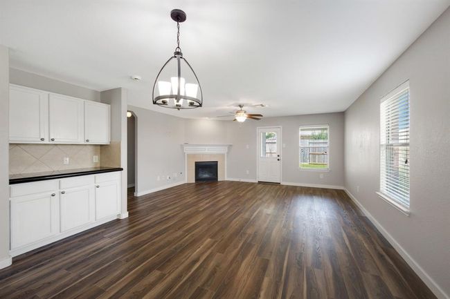 15319 Sableton Crest Ln, House other with 3 bedrooms, 2 bathrooms and 2 parking in Cypress TX | Image 14