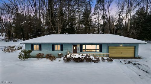 943 N Lake St, Madison, OH, 44057-2946 | Card Image