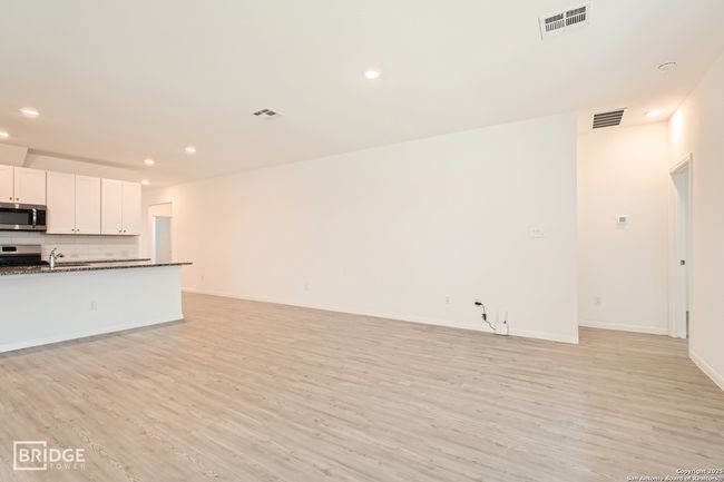 1212 Treehouse Ln, House other with 3 bedrooms, 2 bathrooms and null parking in New Braunfels TX | Image 5