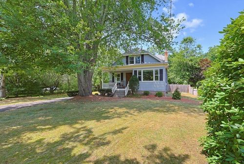 640 Pulaski Blvd, Bellingham, MA, 02019-2067 | Card Image