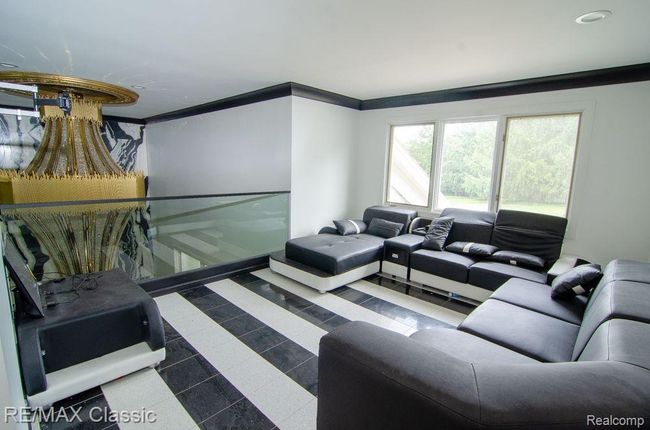 3865 Stonecrest Rd, House other with 4 bedrooms, 4 bathrooms and null parking in West Bloomfield MI | Image 17