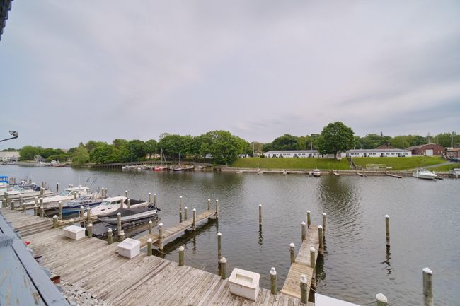 APT-8 - 317 5 Th Ave, Condo with 2 bedrooms, 1 bathrooms and null parking in Manistee MI | Image 27