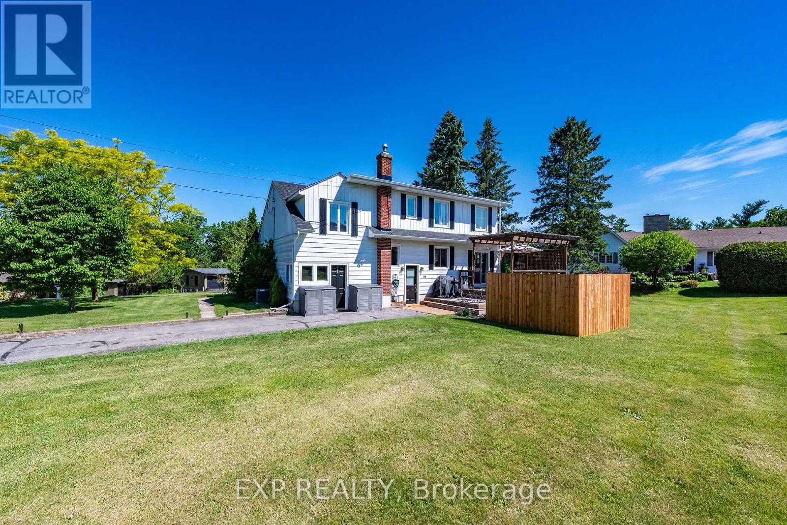 Residential in Renfrew 4