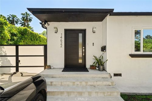 14622 Huston St, Sherman Oaks, CA, 91403 | Card Image