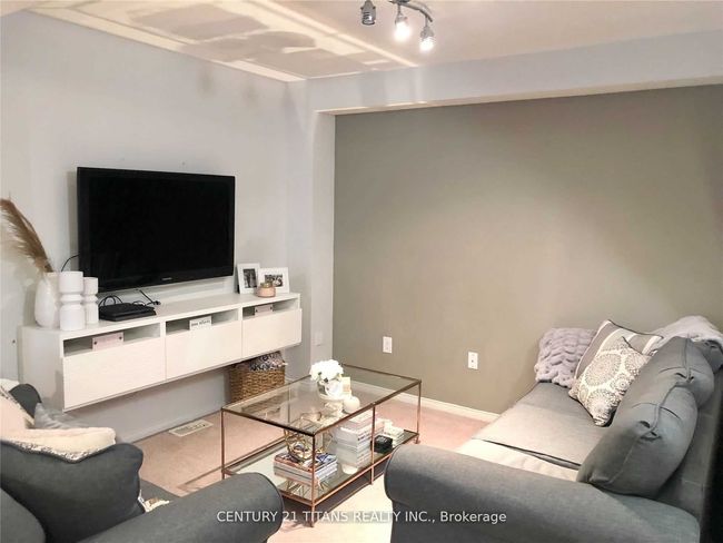 26 Pendrill Way, House attached with 2 bedrooms, 2 bathrooms and 2 parking in Ajax ON | Image 6