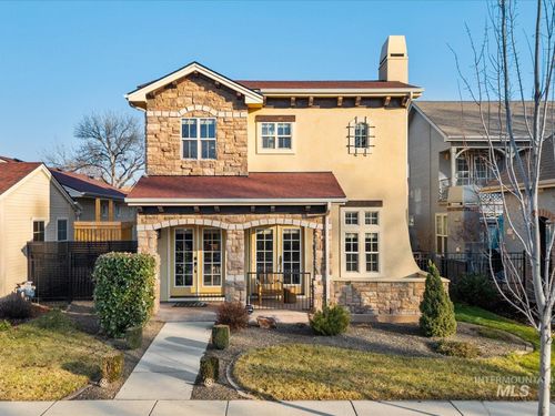 76 S Grandean Way, Eagle, ID, 83616-4992 | Card Image