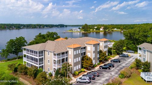 a5-300 Midyette St, Oriental, NC, 28571-8201 | Card Image