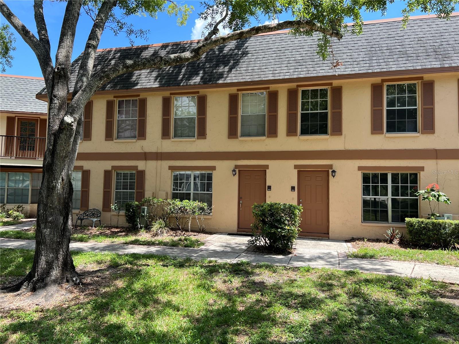 Vieux Carre Cir, Tampa, FL 33613
