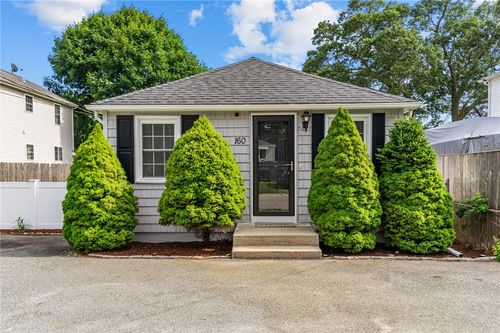 160 Coburn St, Warwick, RI, 02889-9441 | Card Image