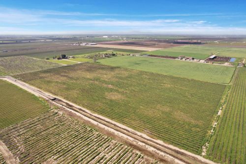 4923 W Acampo Road, Lodi, CA, 95242 | Card Image