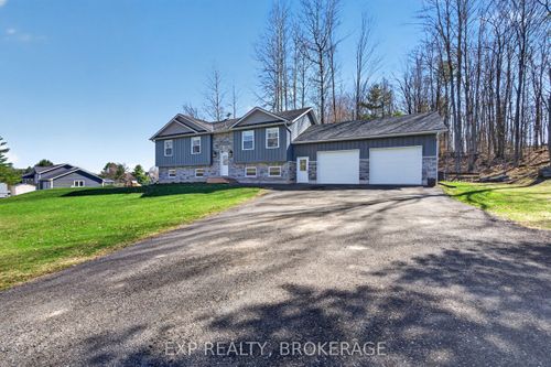 5576 Mcfadden Road, Frontenac, ON, K0H2L0 | Card Image