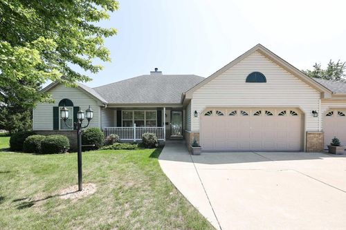 6652 S Scenic Court, Franklin, WI, 53132 | Card Image