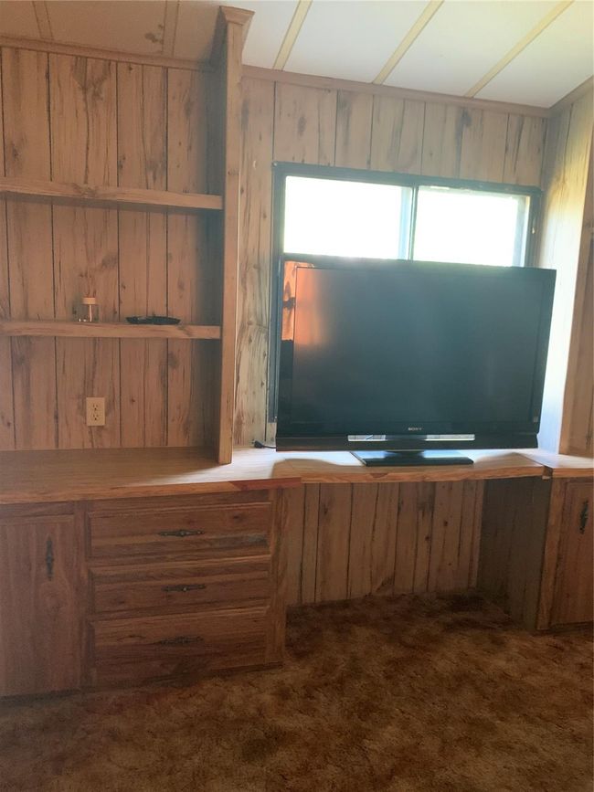 911 N 15 Th St, House other with 2 bedrooms, 2 bathrooms and null parking in Port O Connor TX | Image 15