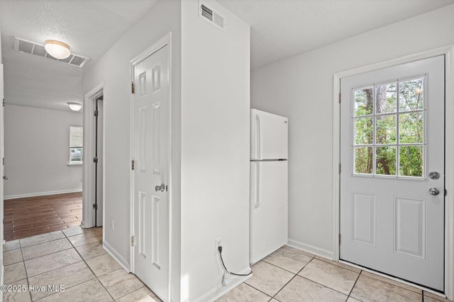 3909 Wilshire Blvd, House other with 4 bedrooms, 3 bathrooms and null parking in Wilmington NC | Image 16