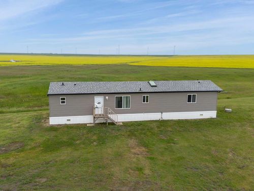 335044 Range Road 244, Rural Kneehill County, AB, T0M2C0 | Card Image