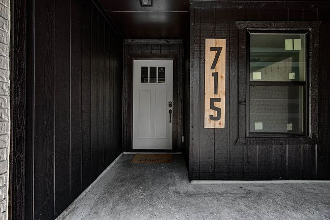 View of exterior entry | Image 5