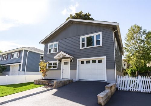 89 Horne Ave, Medford, MA, 02155-1350 | Card Image