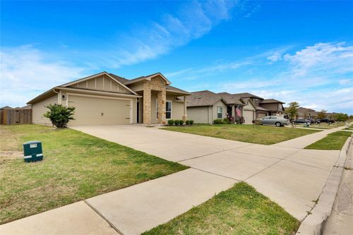 208 Garcitas Creek Ln, Hutto, TX, 78634-5745 | Card Image