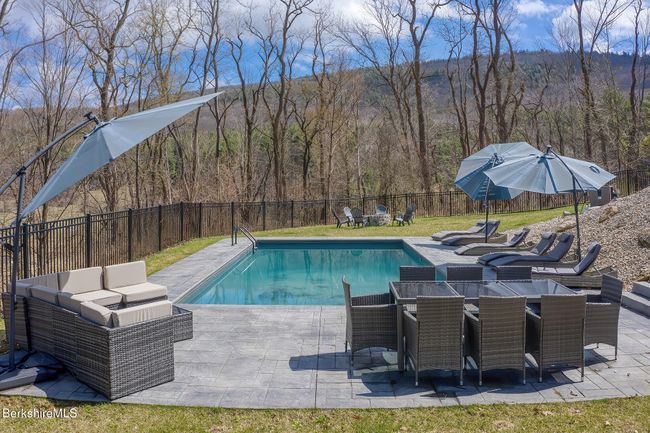 21 Stockbridge Rd, House other with 6 bedrooms, 4 bathrooms and null parking in West Stockbridge MA | Image 53