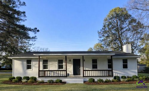 401 E 28th Ave, Cordele, GA, 31015-2259 | Card Image