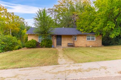 7 E Texas Ave, House other with 4 bedrooms, 2 bathrooms and null parking in COLUMBIA MO | Image 2