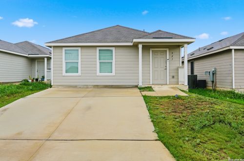 927 Magrum Way, San Antonio, TX, 78221-4575 | Card Image