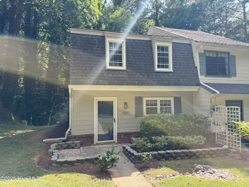 1337 Springlawn Court, Raleigh, NC, 27609 | Card Image