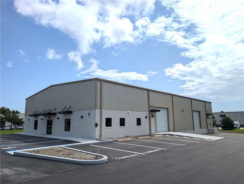 450 Old Dixie Highway, Vero Beach, FL, 32962 | Card Image