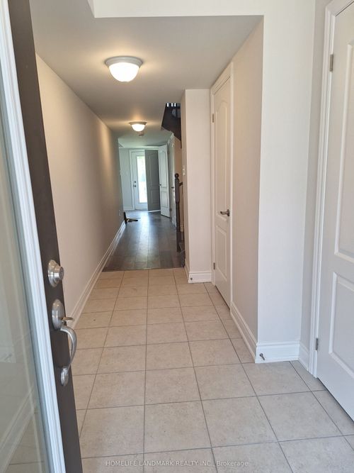121 Marina Village Dr, Port Severn, ON, L0K1S0 | Card Image