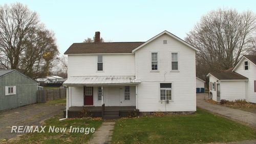 4689 Center St, Millington, MI, 48746-9349 | Card Image