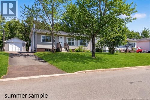 35 Lawson Ave, Riverview, NB, E1B3R1 | Card Image