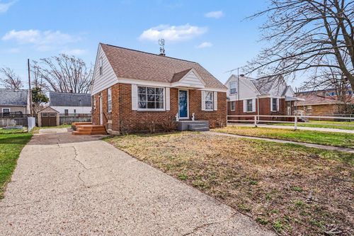 3008 Dawes Rd, Muskegon, MI, 49441-3840 | Card Image