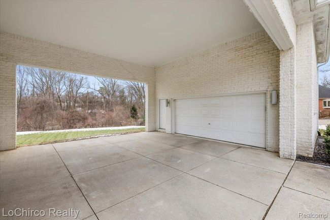 924 Knob Creek Dr, House other with 4 bedrooms, 4 bathrooms and null parking in Oakland Twp MI | Image 39