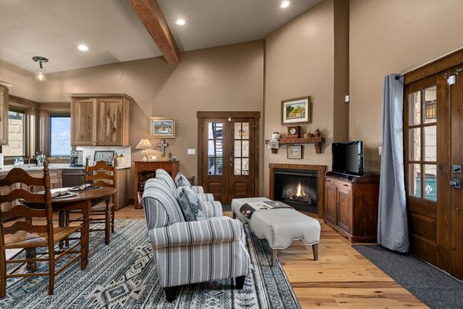 115 Trophy Oak Pt, Home with 5 bedrooms, 5 bathrooms and 3 parking in Fredericksburg TX | Image 30