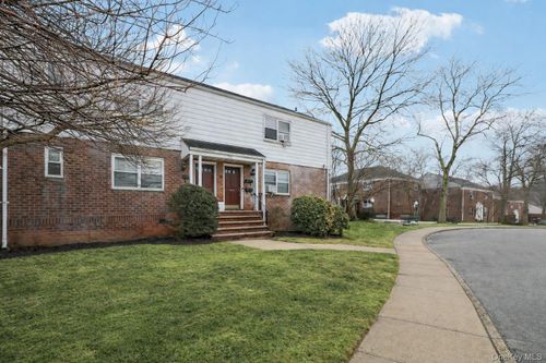 apt-4b-560 Tuckahoe Rd, Yonkers, NY, 10710-5725 | Card Image