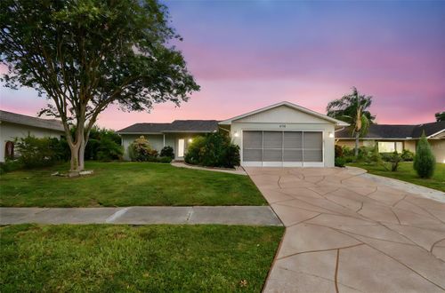 8722 Aruba Ln, PORT RICHEY, FL, 34668-5903 | Card Image