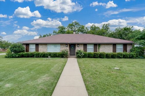 1706 Stagecoach Dr, Pantego, TX, 76013-3032 | Card Image