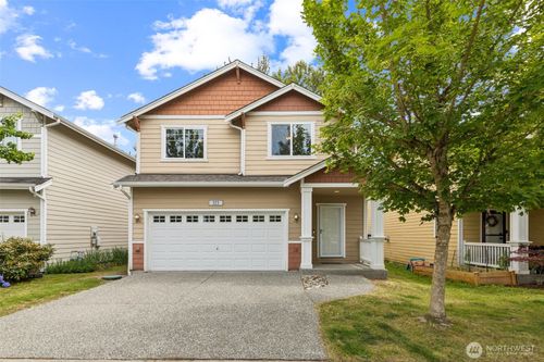 323 Helen St, Sedro Woolley, WA, 98284-4393 | Card Image